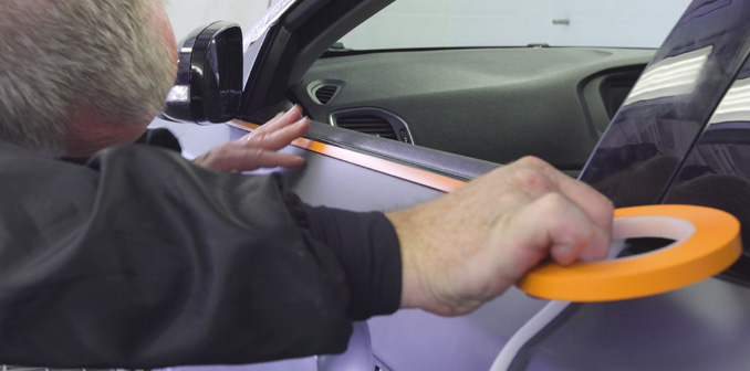 �I�����W�Z�p���[�g���C���e�[�v�@�X�g���[�g���C���̌��؂�ɂ�������L���C�ɓ\���